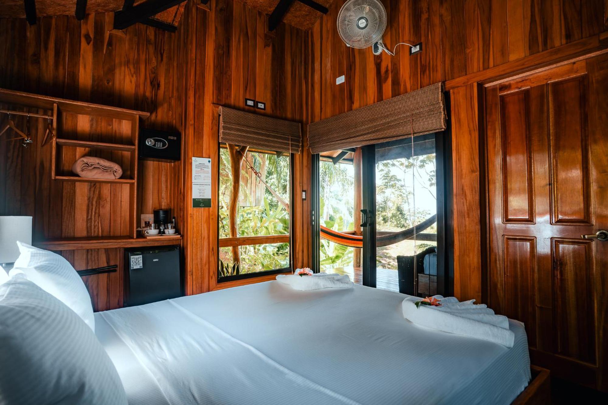 Natural Drake Bay Hotel Boutique Habitación foto